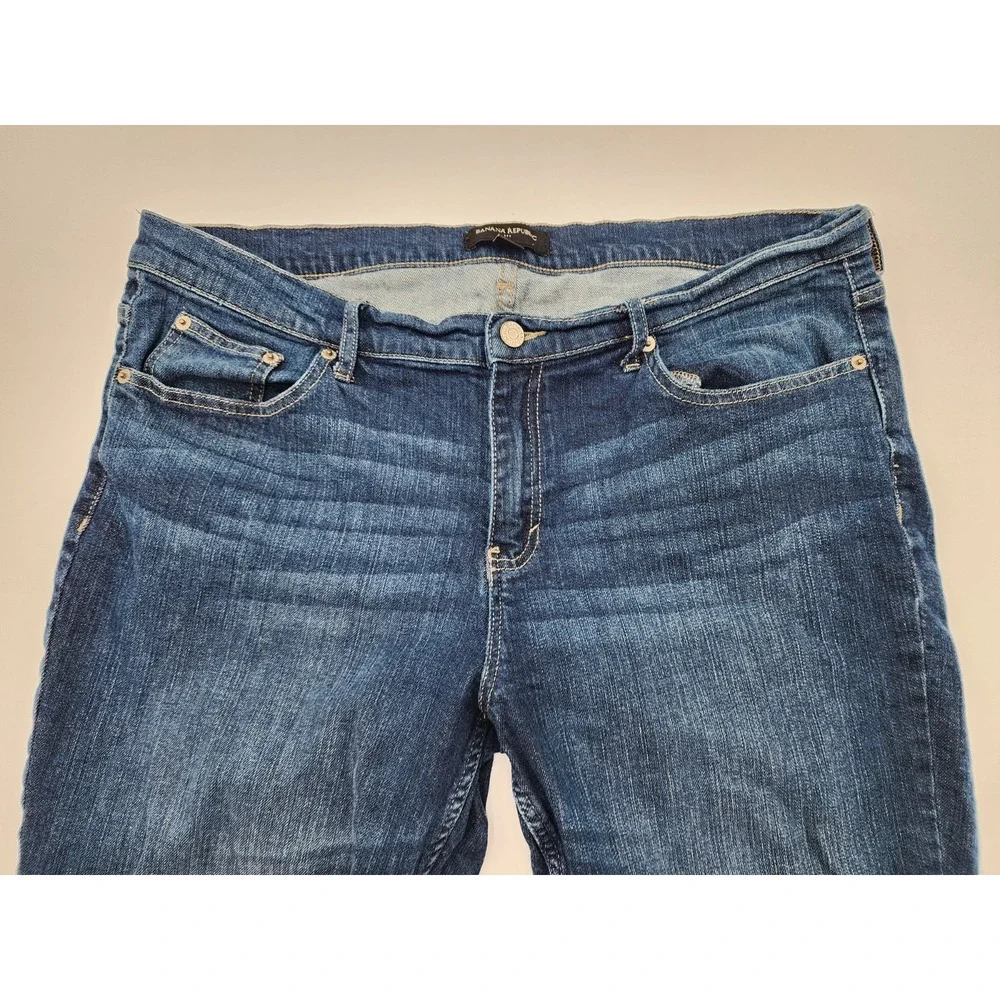 BANANA REPUBLIC 32 X14 DARK WASH AUTHENTIC JEANS WOMENS STRETCH‎ STRAIGHT FIT